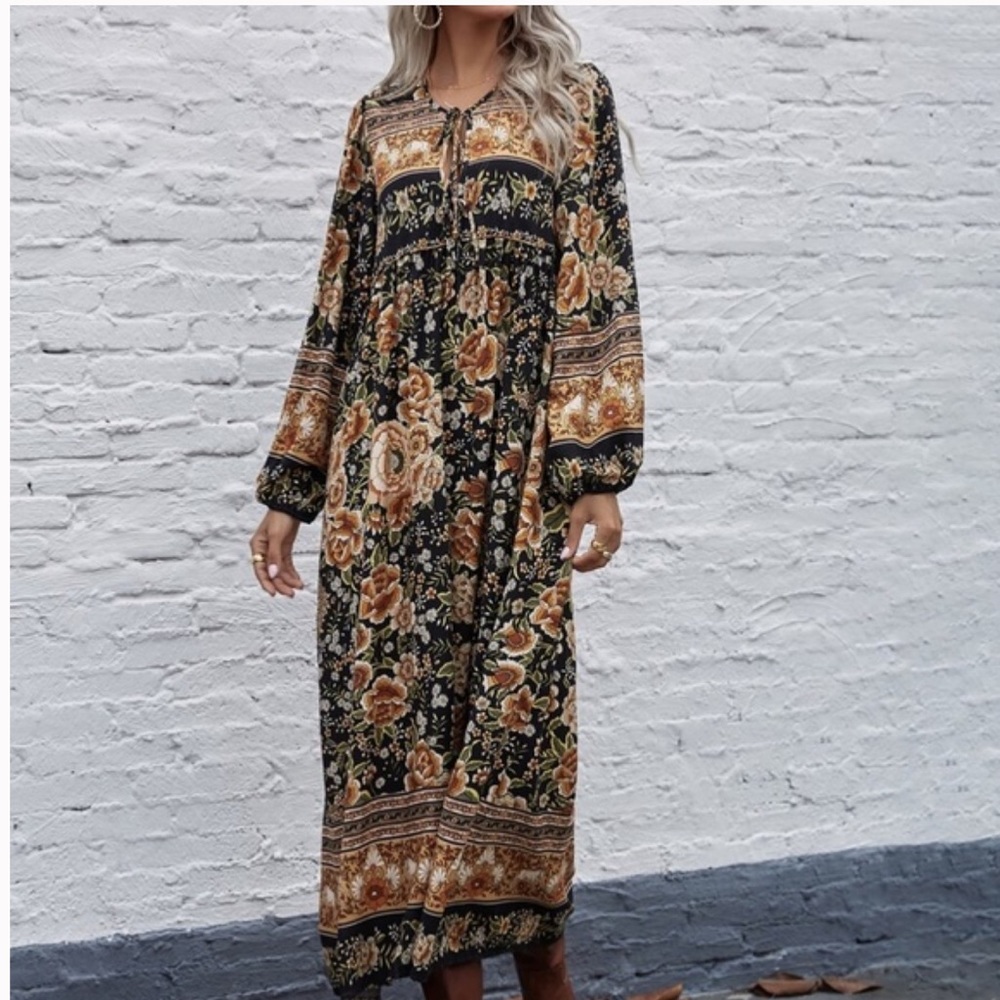 Boho Gypsy Floral Print Long Sleeve Maxi Dress - Picture 3 of 9